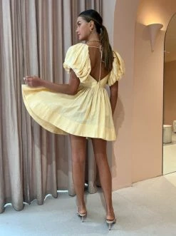 Acler Fairford Dress In Buttermilk -Coco & Lola SHOP Acler Low Res 52 a9e4bd99 b282 4802 86c2 2950a8e89a47 600x