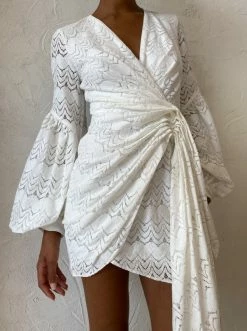 Acler Hanley Dress In Ivory -Coco & Lola SHOP Acler lowres 21 c3945511 dc2c 4249 a8aa 643b69d95ada 600x