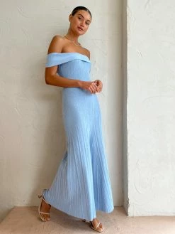 Anna Quan Neve Dress In Powder -Coco & Lola SHOP AnnaQuan Lowres 25 6ce4f876 a3d2 4c62 93a3 decca4ba3aa8 600x