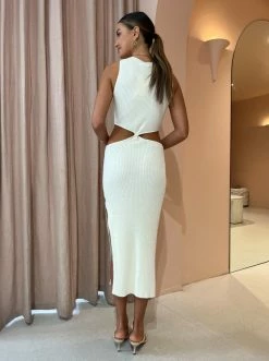 Anna Quan Kiera Dress In Silence -Coco & Lola SHOP AnnaQuan Lowres November 23 600x