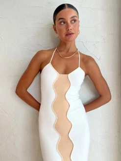 By Johnny Caprera Knit Midi Dress In Natural White -Coco & Lola SHOP ByJohnny Lowres 50 8dc33461 6fdb 4e16 9361 3484ead5bb44 600x