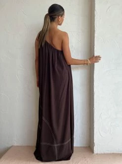 Camilla And Marc Castille One Shoulder Maxi In Chocolate -Coco & Lola SHOP Camilla and Marc Low Res 107 600x