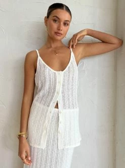 Camilla And Marc Dante Knit Skirt In Ivory 13 Camilla And Marc Dante Knit Skirt In Ivory -Coco & Lola SHOP Camilla and Marc Low Res 323 600x