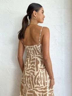 Faithfull The Brand Sorso Midi Dress In Tulli Neutral -Coco & Lola SHOP Faithfullthebrand Lowres 36 35357473 53f2 43ce b44f b63d7013ef97 600x