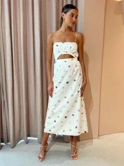 Gyre Prudence Dress In Shell -Coco & Lola SHOP Gyre Low Res 53 600x