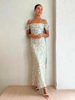 Issy Daphne Dress In Pearl 11 Issy Daphne Dress In Pearl -Coco & Lola SHOP Issy Lowres 139 600x