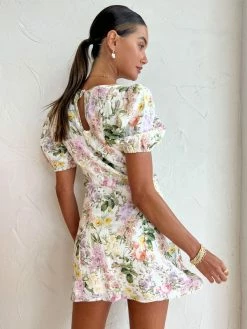 Issy Promenade Dress In Spring -Coco & Lola SHOP Issy Lowres 16 7dc4102d 31ff 4e50 8e7e 58c07d040f23 600x