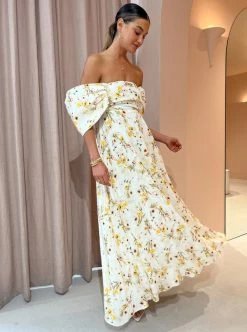 Issy Circles Dress In Yellow Poppy -Coco & Lola SHOP Issy Lowres 37 0e962f9b c842 4cc4 816c 1f8e33c3fcf9 600x