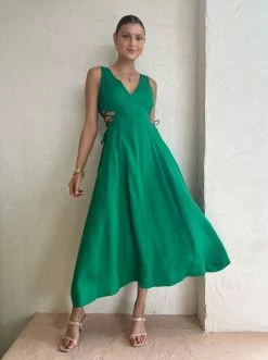 Mon Renn Willow Midi Dress In Kelly Green -Coco & Lola SHOP Mon Renn Low Res 47 600x