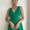 Mon Renn Willow Midi Dress In Kelly Green -Coco & Lola SHOP Mon Renn Low Res 50 600x