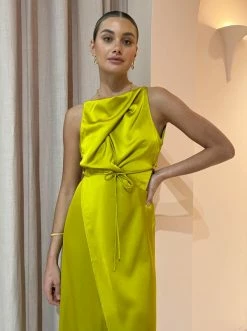 One Fell Swoop Cult Maxi In Citrien -Coco & Lola SHOP OFS Reshoot Low Res 31 600x
