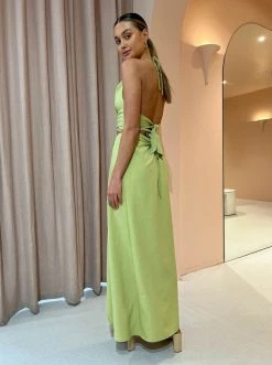 One Fell Swoop Review Skirt In Grass -Coco & Lola SHOP OFS Reshoot Low Res 9 600x