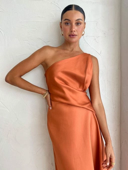 One Fell Swoop Pearl Dress In Sienna 6 One Fell Swoop Pearl Dress In Sienna -Coco & Lola SHOP OneFellSwoop Lowres 4 bd0f3c6a 8022 491d a6b7 859386b7cb2b 600x