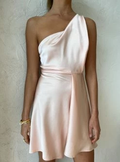 One Fell Swoop Margo Mini Dress In Cantaloupe -Coco & Lola SHOP OneFellSwoop Lowres August 139 600x