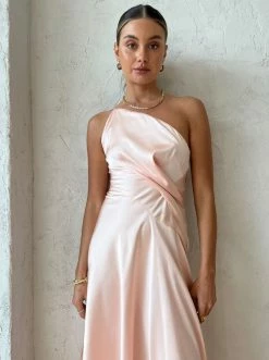 One Fell Swoop Deity Dress In Cantaloupe -Coco & Lola SHOP OneFellSwoop Lowres August 15 600x