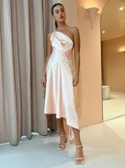 One Fell Swoop Deity Dress In Cantaloupe -Coco & Lola SHOP OneFellSwoop Lowres August 2 600x