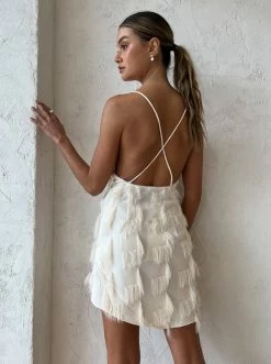 One Fell Swoop Moni Mini In Ivory Fringe -Coco & Lola SHOP OneFellSwoop Lowres August 77 600x