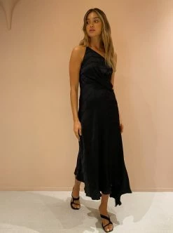 One Fell Swoop Diety Dress In Raven -Coco & Lola SHOP OneFellSwoop Lowres May 97 600x