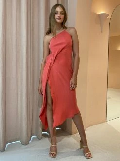 One Fell Swoop Huntress Dress In Strawberry Pink -Coco & Lola SHOP OneFellSwoop lowres 35 51d6a0ad 02d8 451b b847 3d88b8c31fdb 600x