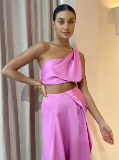 One Fell Swoop Iris Skirt In Candy -Coco & Lola SHOP One Fell Swoop Low Res 8 2afef39d 125f 47b9 8776 2ab4e93427ee 600x