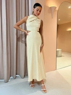 One Fell Swoop Bijoux Maxi Dress In Calipo -Coco & Lola SHOP One Fell Swoop Low Res 93 48e9b69e 40b9 4f0e a373 b2aee1b31c08 600x