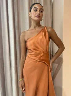 One Fell Swoop Pearl Dress In Sienna -Coco & Lola SHOP One Fell Swoop Low Res Eden 229 600x