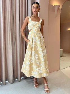Shona Joy Farrah Cut Out Midi Dress In Sand/Ivory -Coco & Lola SHOP ShonaJoy Lowres 167 7ea3de08 44d1 4706 92bf 7bcba8feca0e 600x