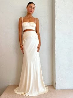 Shona Joy Ruched Maxi Skirt In Cream -Coco & Lola SHOP ShonaJoy Lowres 7 2f459036 37c0 4098 93c7 bad0e75c9d68 600x