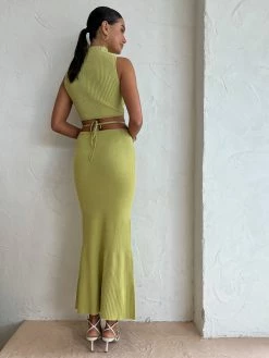 Significant Other Skye Skirt In Avocado -Coco & Lola SHOP SignificantOther Lowres 17 1c587159 11ac 4406 ab91 2eede6a7121a 600x