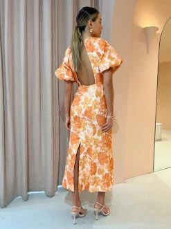 Significant Other Elena SS Midi Dress In Scarlet Poppy -Coco & Lola SHOP Significant Other Low Res 13 4feb9b42 d345 4706 b36d a36917a5bdeb 600x