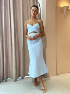 Significant Other Frankie Midi Dress In Cornflower -Coco & Lola SHOP Significant Other Low Res 147 16a4951c 7c33 45b2 b05b 195546028ad1 600x