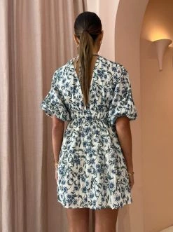 Significant Other Isobel Mini Dress In Cornflower Daisy -Coco & Lola SHOP Significant Other Low Res 173 9357c1af 7c9f 4a16 acf9 aa7bbdf8a638 600x