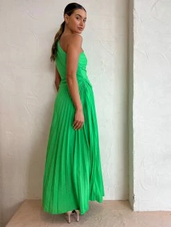 Sonya Azalea Gown In Barcelona Green -Coco & Lola SHOP Sonya Lowres 51 600x